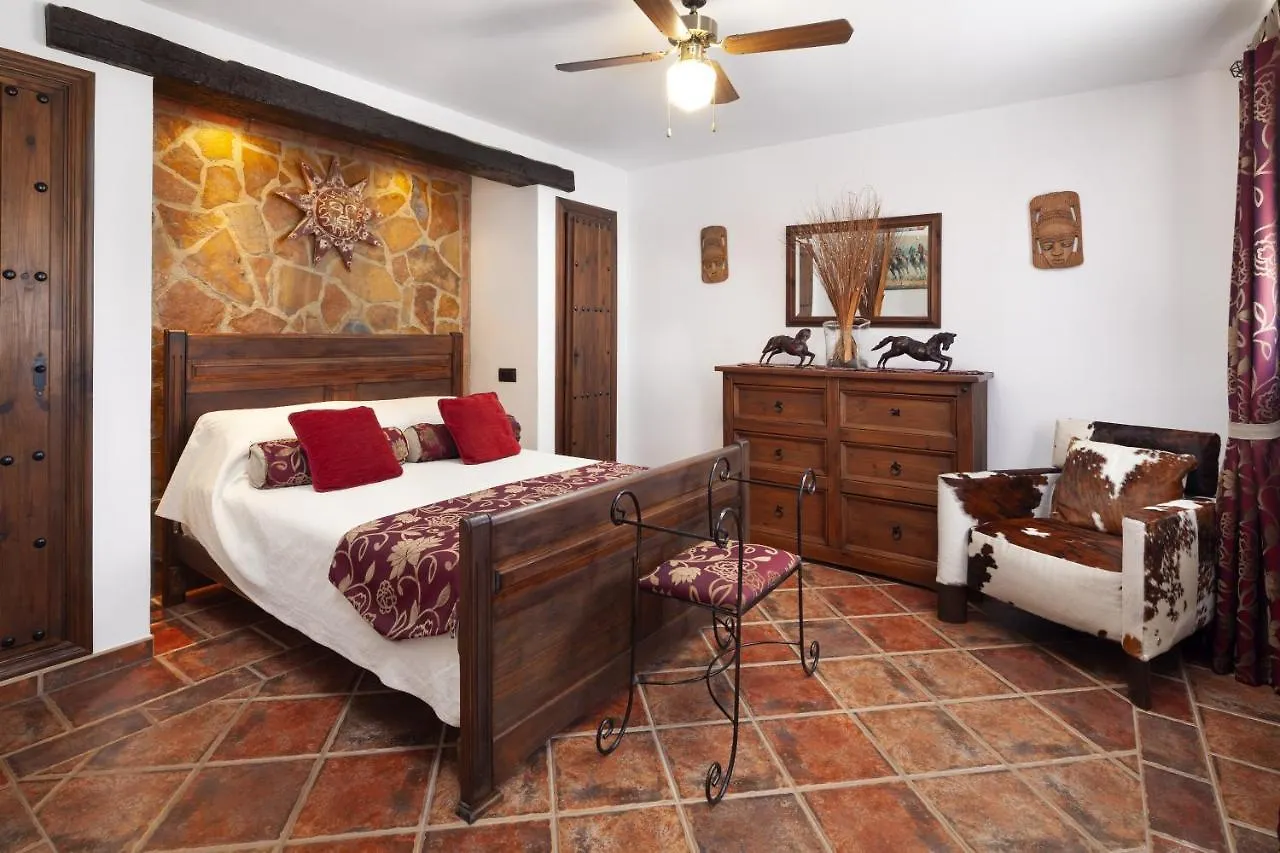 Villa Pasa Fina, Luxury Holiday Retreat Villanueva del Trabuco